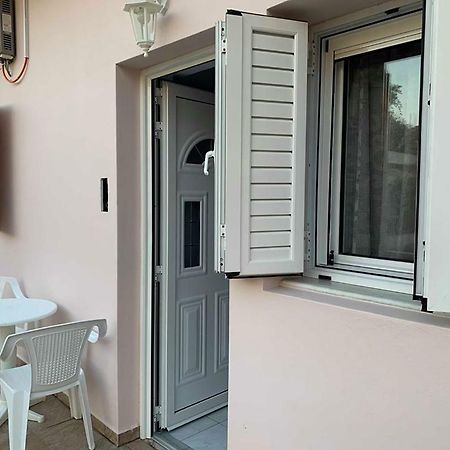 Gardenia Rooms Heraklion  Bagian luar foto