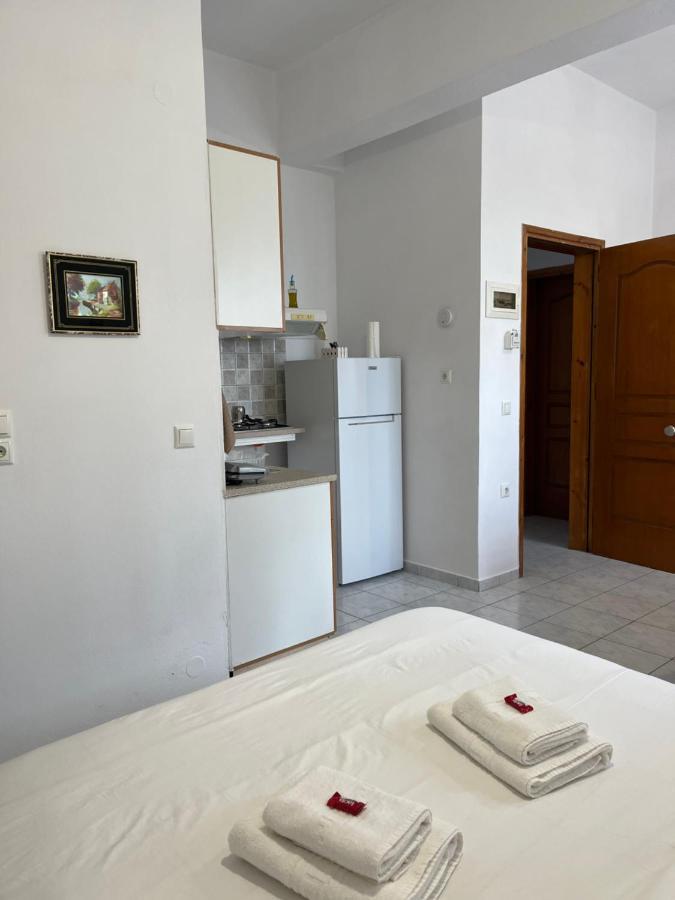 Gardenia Rooms Heraklion  Bagian luar foto