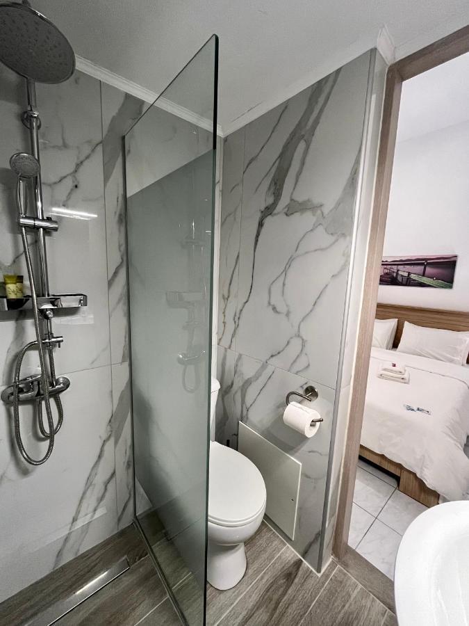 Gardenia Rooms Heraklion  Bagian luar foto
