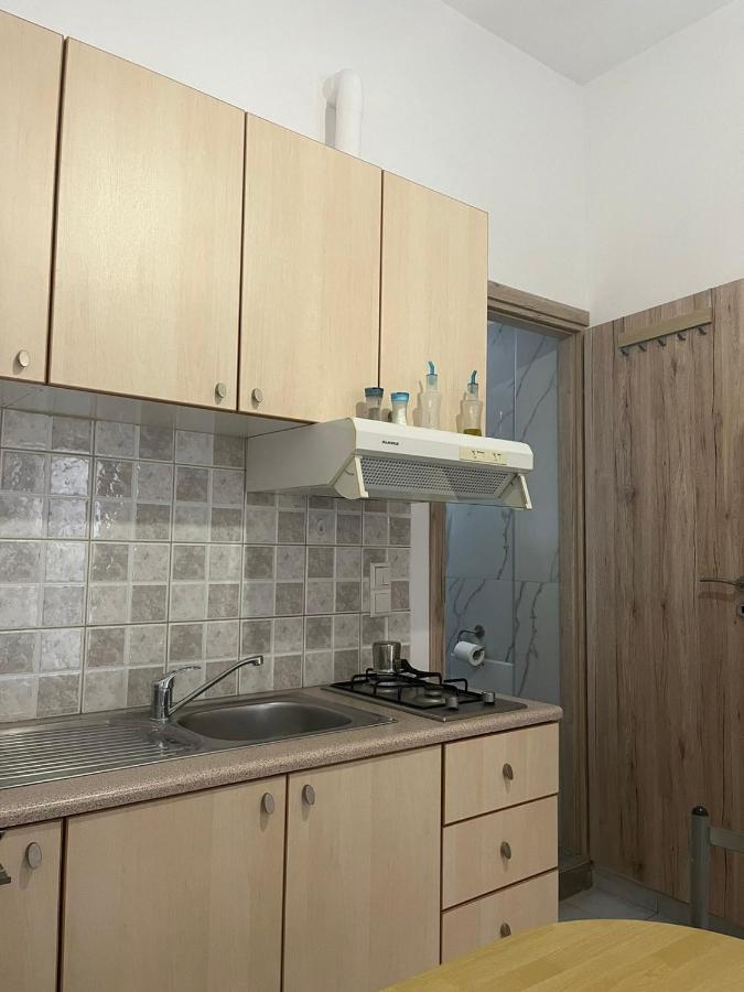 Gardenia Rooms Heraklion  Bagian luar foto
