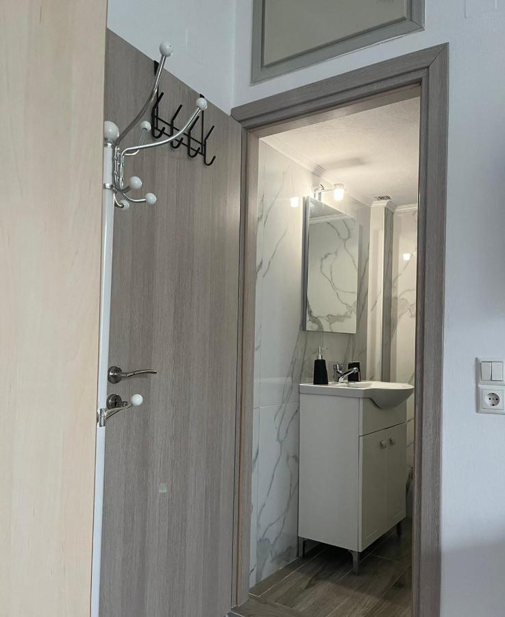 Gardenia Rooms Heraklion  Bagian luar foto