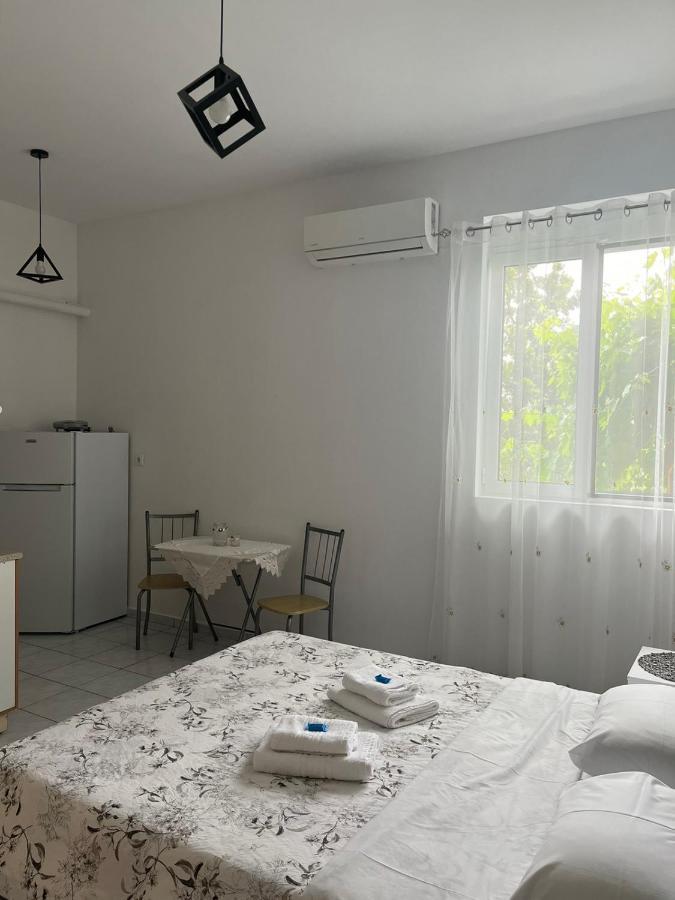 Gardenia Rooms Heraklion  Bagian luar foto