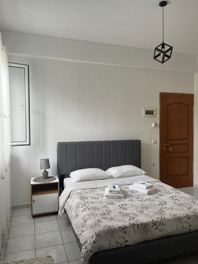 Gardenia Rooms Heraklion  Bagian luar foto